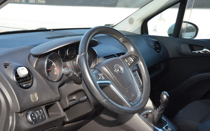 Volkswagen Golf cena 46000 przebieg: 186000, rok produkcji 2013 z Gdynia małe 92